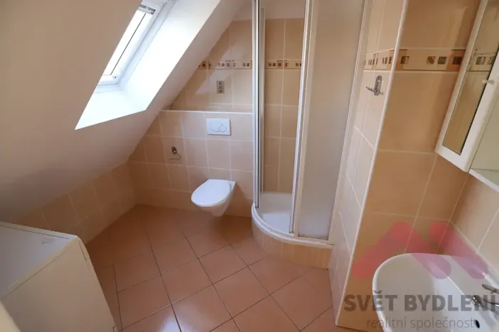 Pronájem bytu 2+kk, Praha - Radlice, Na Farkáně III, 56 m2