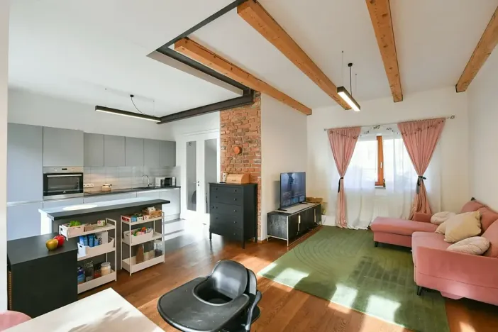 Pronájem rodinného domu, Praha - Střížkov, Chrastavská, 126 m2