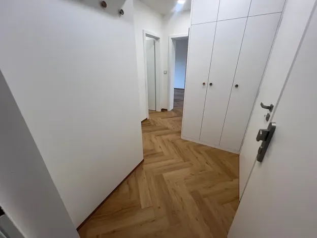 Pronájem bytu 2+kk, Praha - Radotín, V Parníku, 63 m2