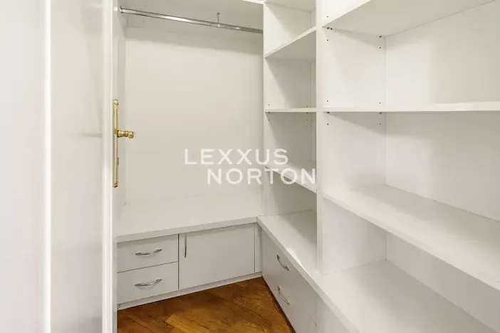 Pronájem bytu 4+1, Praha - Malá Strana, Vlašská, 179 m2