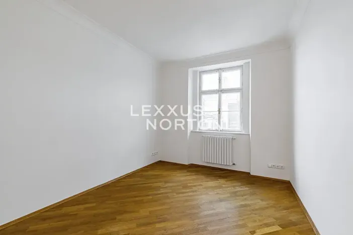 Pronájem bytu 4+1, Praha - Malá Strana, Vlašská, 179 m2