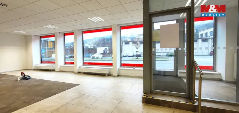Pronájem obchodního prostoru, Tanvald, Krkonošská, 180 m2