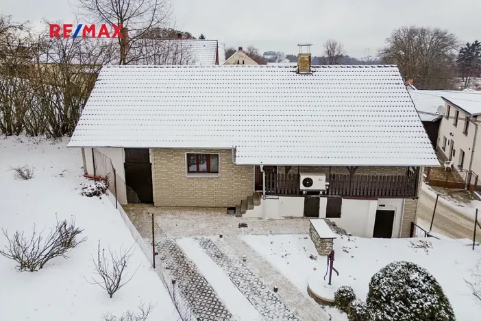 Prodej rodinného domu, Sedlčany, 93 m2