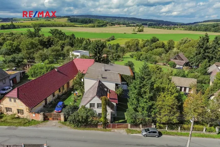 Prodej rodinného domu, Vrčeň, 437 m2