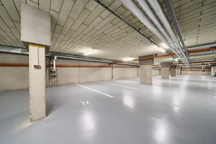 Prodej garážového stání, Znojmo, Kosmákova, 17 m2