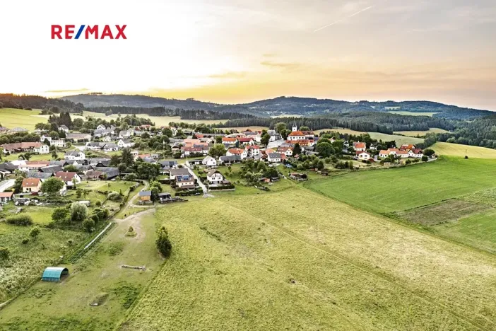 Prodej pozemku pro bydlení, Lažiště, 2263 m2