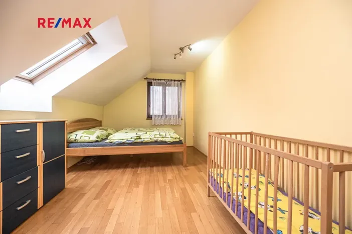 Pronájem rodinného domu, Mirošovice, Senohrabská, 150 m2