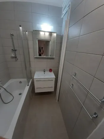 Pronájem bytu 2+1, Praha - Vršovice, Kubánské náměstí, 61 m2