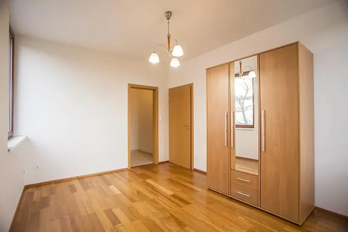 Pronájem bytu 4+kk, Praha - Veleslavín, Pod dvorem, 100 m2