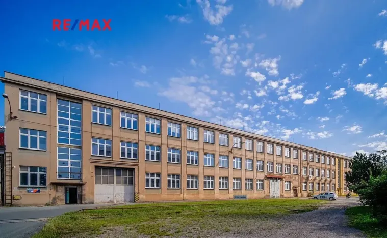 Pronájem kanceláře, Hradec Králové, Pražská třída, 50 m2