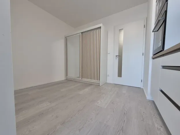 Pronájem bytu 1+kk, Brno, třída Generála Píky, 35 m2