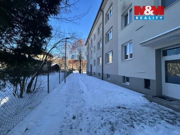 Pronájem bytu 2+1, Ústí nad Labem - Bukov, Bratří Čapků, 50 m2