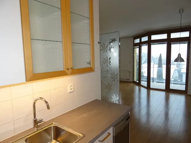 Pronájem bytu 1+kk, Praha, Prosecká, 42 m2