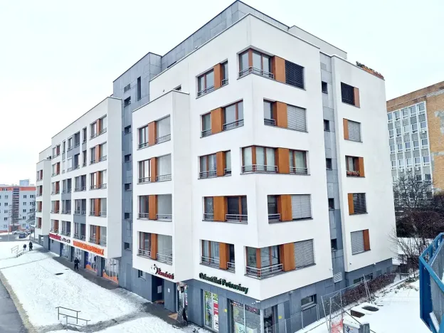 Pronájem bytu 2+kk, Praha - Břevnov, Patočkova, 55 m2