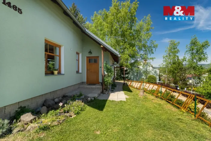 Pronájem rodinného domu, Liberec - Liberec XXX-Vratislavice nad Nisou, Leknínová, 136 m2