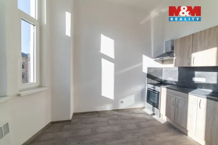 Pronájem bytu 1+1, Sokolov, Nádražní, 37 m2