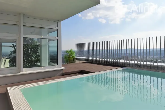 Pronájem atypického bytu, Brno, Majdalenky, 200 m2