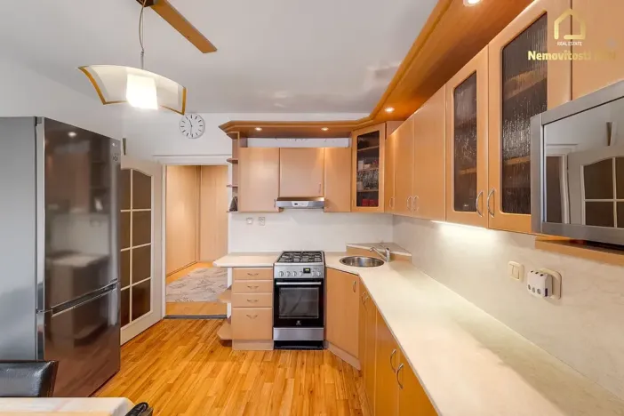 Prodej bytu 3+1, Ostrava, Slavíkova, 70 m2