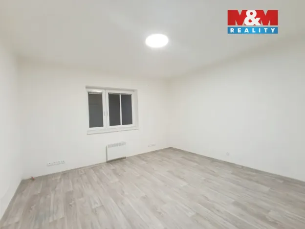 Pronájem bytu 2+1, Česká Lípa, Bezručova, 55 m2