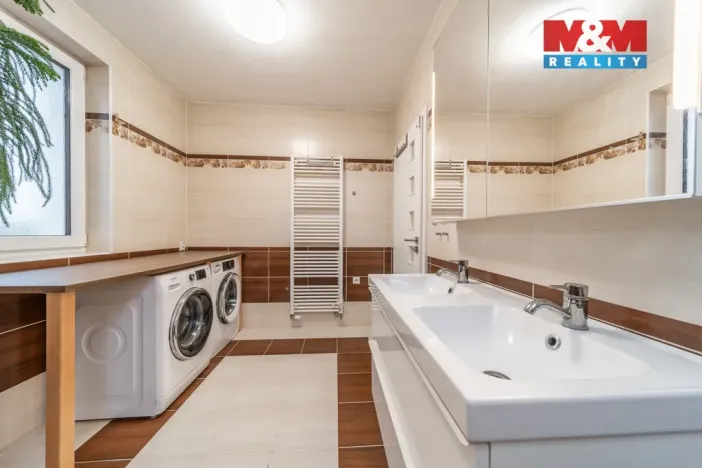 Prodej rodinného domu, Zlatá, 148 m2