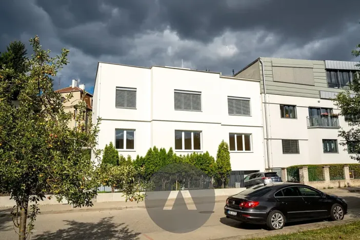 Pronájem bytu 2+1, Brno, Žabovřeská, 80 m2