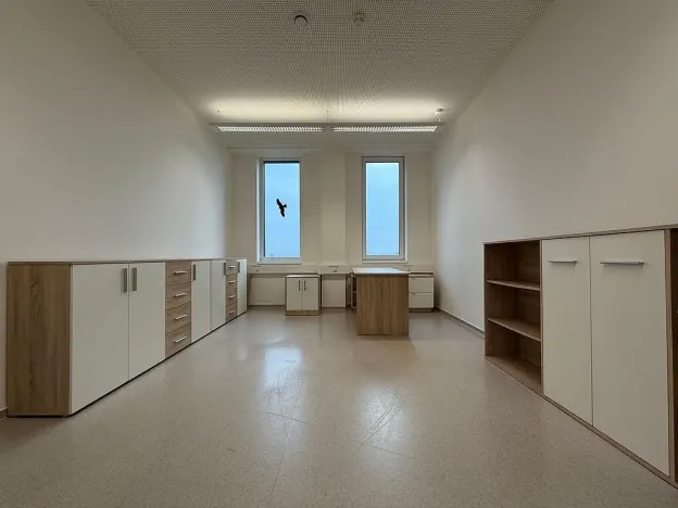 Pronájem kanceláře, Brno - Štýřice, Pražákova, 38 m2