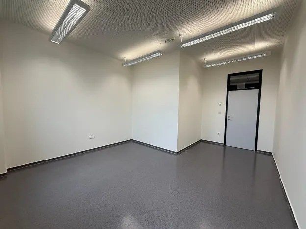 Pronájem kanceláře, Brno - Štýřice, Pražákova, 38 m2