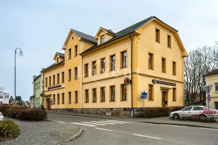 Prodej ubytování, Bělá nad Radbuzou, Náměstí, 800 m2