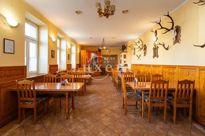 Prodej ubytování, Bělá nad Radbuzou, Náměstí, 800 m2