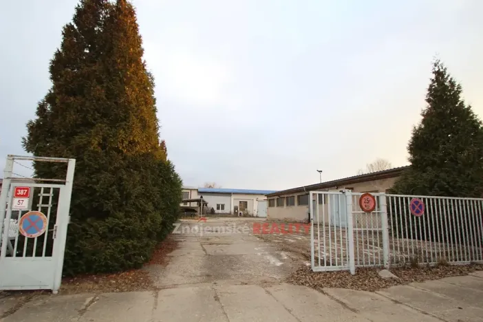 Pronájem skladu, Znojmo, 248 m2