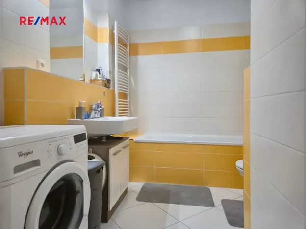 Pronájem bytu 2+kk, Praha - Dolní Měcholupy, Honzíkova, 55 m2