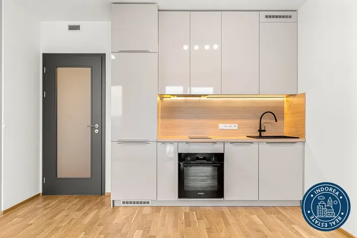 Pronájem bytu 1+kk, Praha - Vysočany, Fafkových, 33 m2