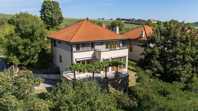 Prodej rodinného domu, Úholičky, Nade Dvorem, 192 m2