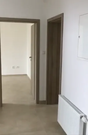 Pronájem obchodního prostoru, Praha - Žižkov, K vrcholu, 200 m2