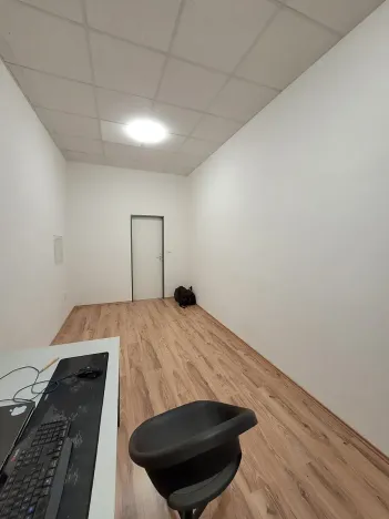 Pronájem kanceláře, Praha, Vídeňská, 45 m2