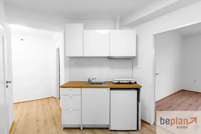 Pronájem bytu 3+1, Praha - Vršovice, Žitomírská, 78 m2