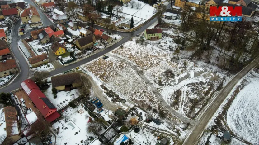 Prodej pozemku pro bydlení, Suchomasty, 1221 m2