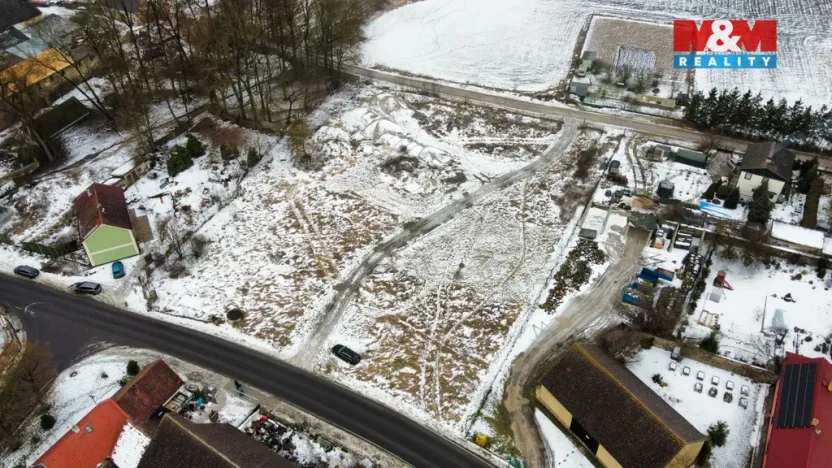 Prodej pozemku pro bydlení, Suchomasty, 1221 m2