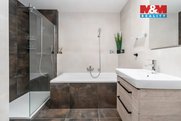 Prodej bytu 3+kk, Třebíč - Borovina, Okružní, 102 m2