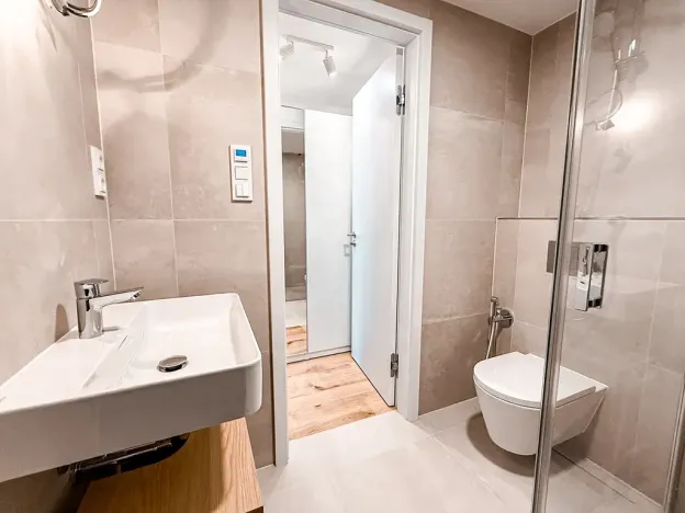 Pronájem bytu 2+kk, Praha - Nusle, Vrtbova, 43 m2