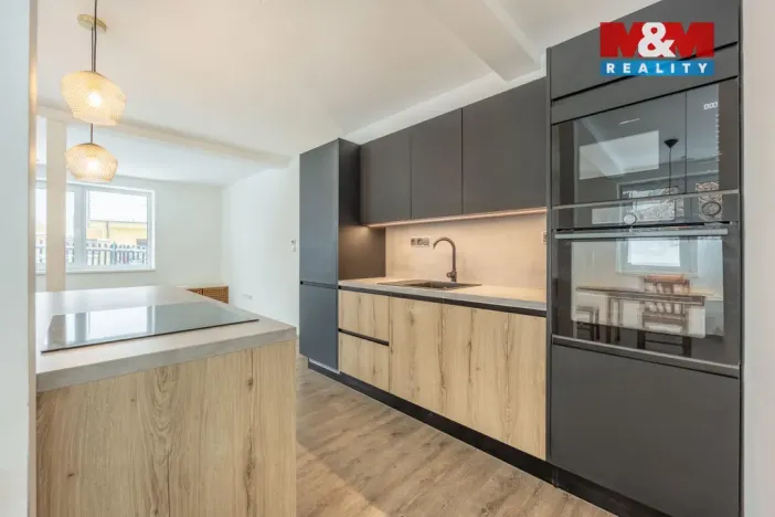 Prodej rodinného domu, Zbuzany, U Menhiru III, 150 m2