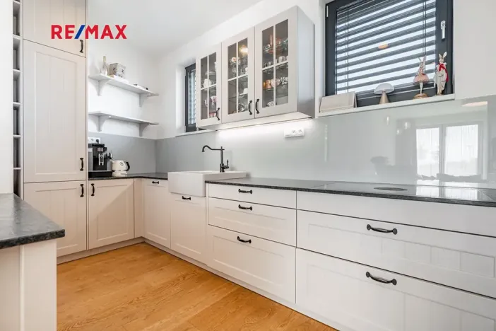 Prodej rodinného domu, Praha - Královice, Pešíkova, 220 m2