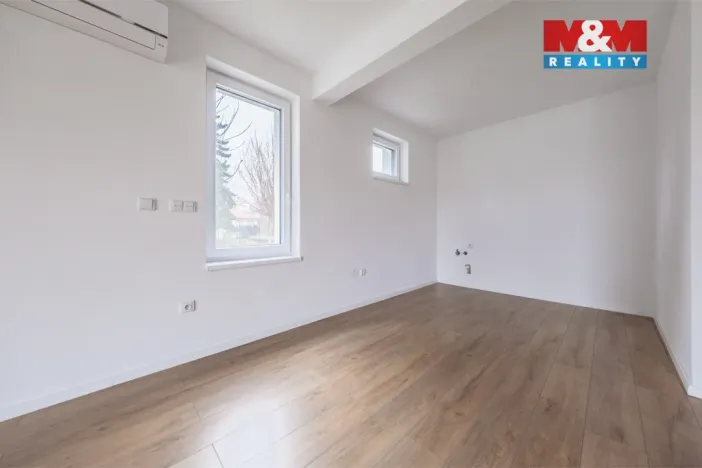 Pronájem rodinného domu, Jirny, 138 m2