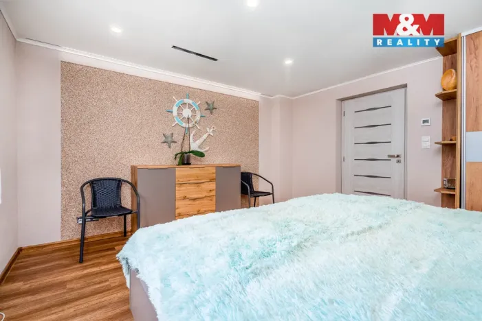 Prodej rodinného domu, Kostomlátky, 5. května, 128 m2