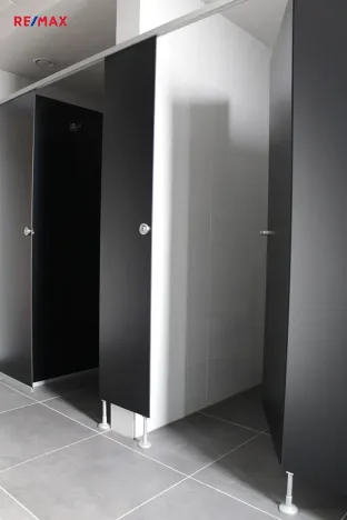 Pronájem kanceláře, Praha - Dolní Měcholupy, Ke Kablu, 39 m2