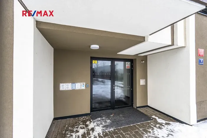 Pronájem bytu 2+kk, Praha - Stodůlky, Mukařovského, 42 m2