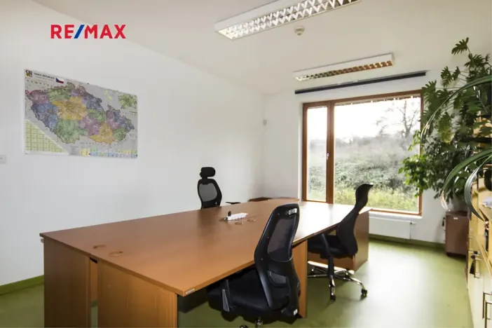 Pronájem kanceláře, Ústí nad Labem, náměstí Prokopa Velikého, 48 m2