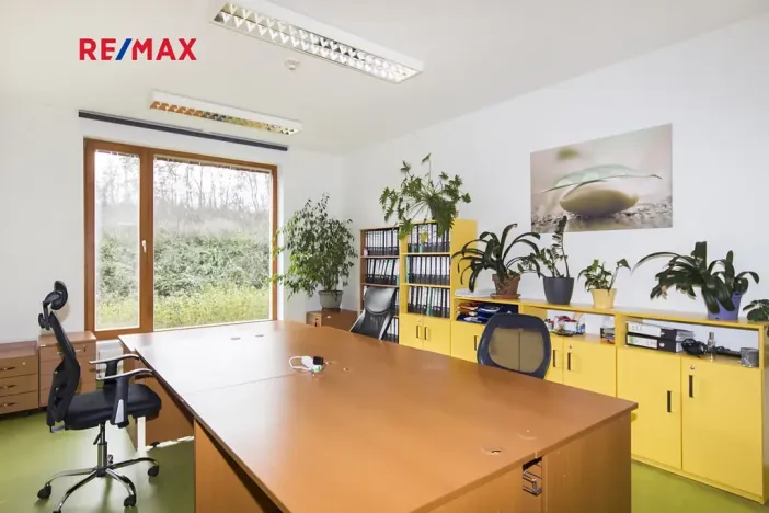 Pronájem kanceláře, Ústí nad Labem, náměstí Prokopa Velikého, 48 m2