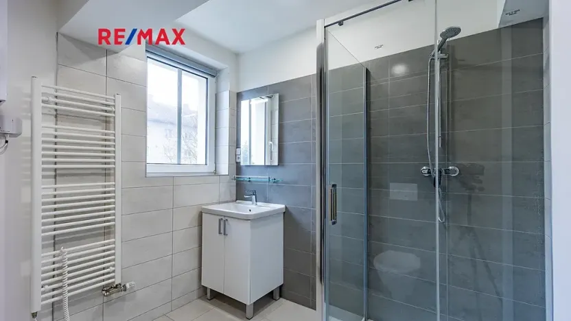 Prodej bytu 2+kk, Žandov, Pod Dubovkou, 54 m2