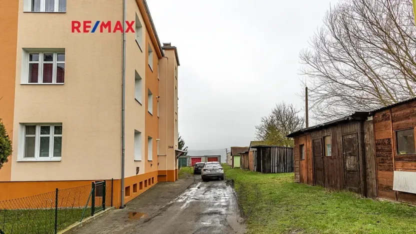 Prodej bytu 2+kk, Žandov, Pod Dubovkou, 54 m2